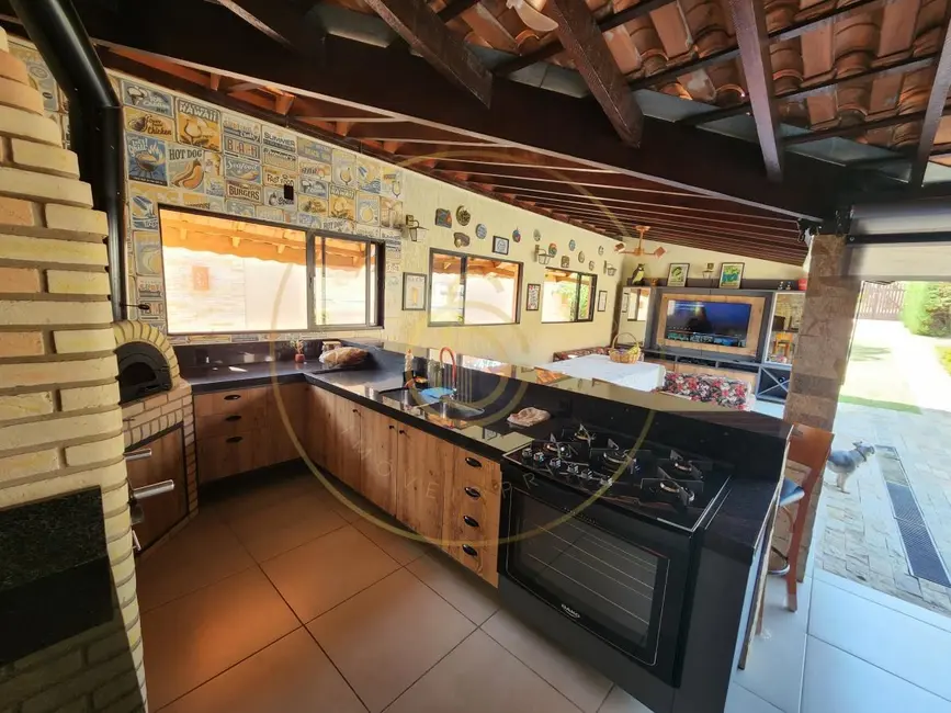 Casa de Condomínio com 3 quartos à venda e para alugar, 328m2 em Itupeva - SP - imagem 9 Foto 9 de Casa de Condomínio com 3 quartos à venda e para alugar, 328m2 em Itupeva - SP