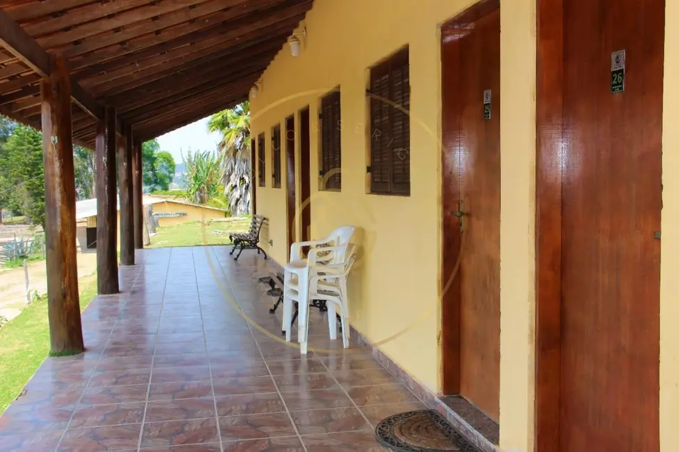 Foto 2 de Fazenda / Haras com 6 quartos à venda em Socorro - SP