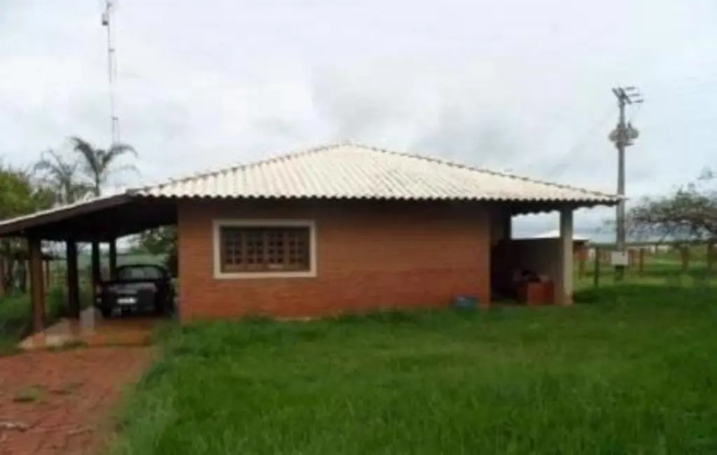 Chácara à venda em Centro, Uberaba - MG - imagem 21 Foto 21 de Chácara à venda em Centro, Uberaba - MG