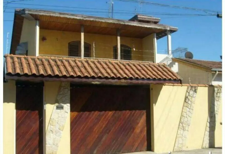 Foto 1 de Sobrado com 3 quartos à venda, 180m2 em Jardim da Luz, Taubate - SP