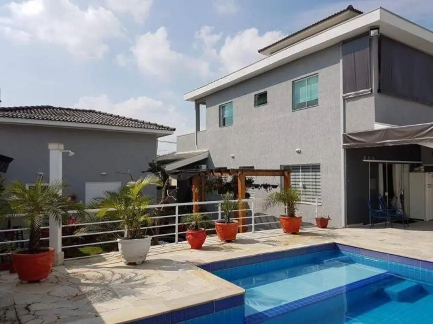 Foto 5 de Sobrado com 3 quartos à venda, 400m2 em Cecap, Taubate - SP