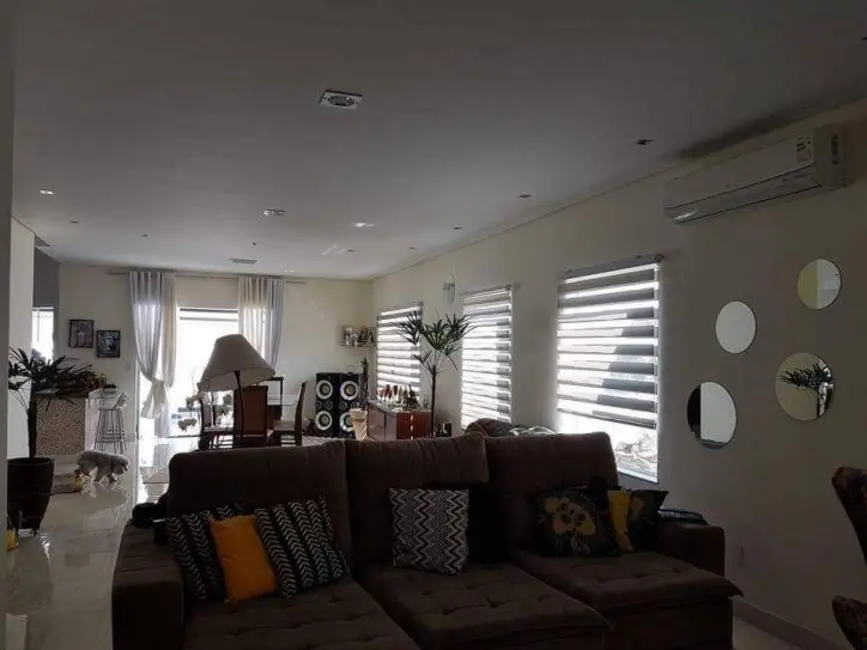 Foto 7 de Sobrado com 3 quartos à venda, 400m2 em Cecap, Taubate - SP