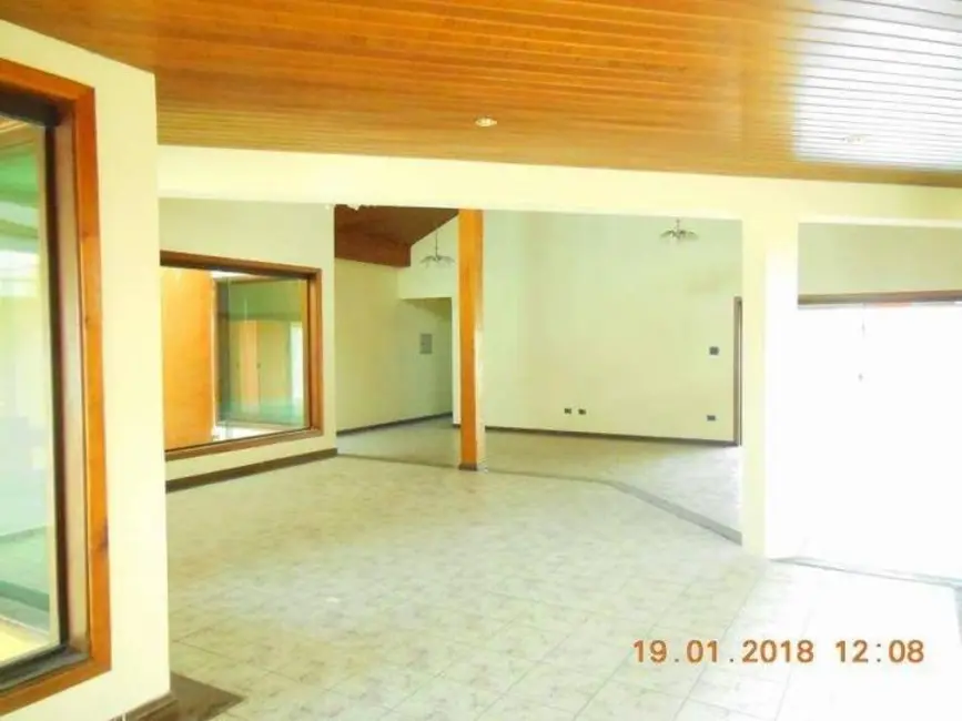 Foto 1 de Casa com 3 quartos à venda, 400m2 em Jardim das Nações, Taubate - SP