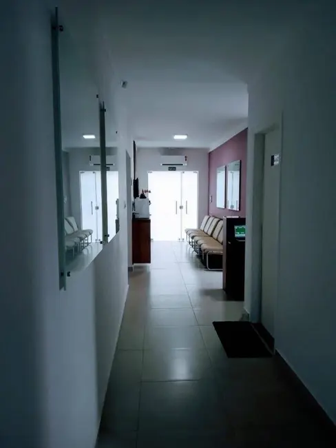 Foto 5 de Sala Comercial para alugar, 15m2 em Jardim das Nações, Taubate - SP