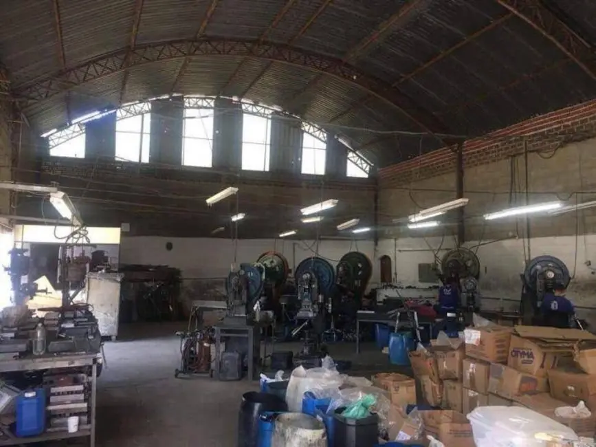 Foto 8 de Sala Comercial à venda, 1000m2 em Jardim das Bandeiras, Taubate - SP