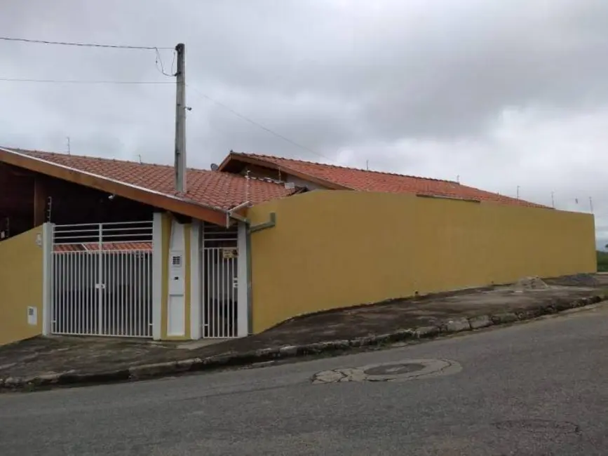 Foto 2 de Casa com 2 quartos à venda, 87m2 em São Gonçalo, Taubate - SP