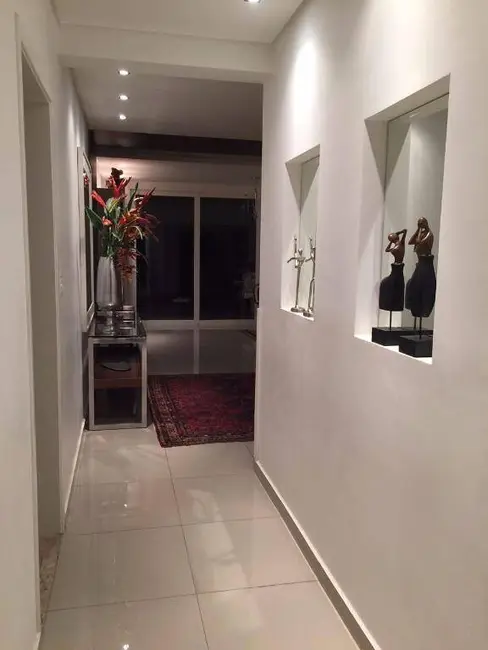 Foto 1 de Casa com 4 quartos à venda, 350m2 em Vila Costa, Taubate - SP