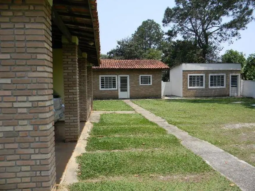 Foto 3 de Chácara com 4 quartos à venda, 500m2 em Esplanada Independência, Taubate - SP