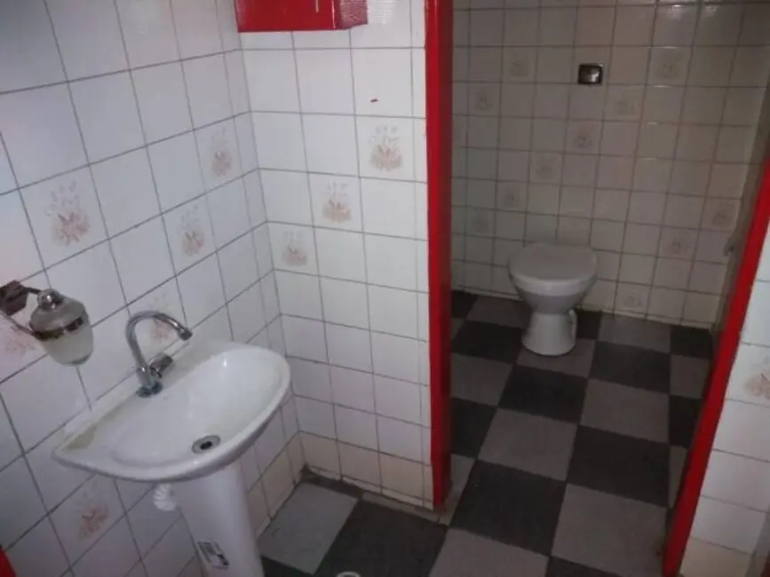 Foto 6 de Sala Comercial à venda, 200m2 em Chácara do Visconde, Taubate - SP