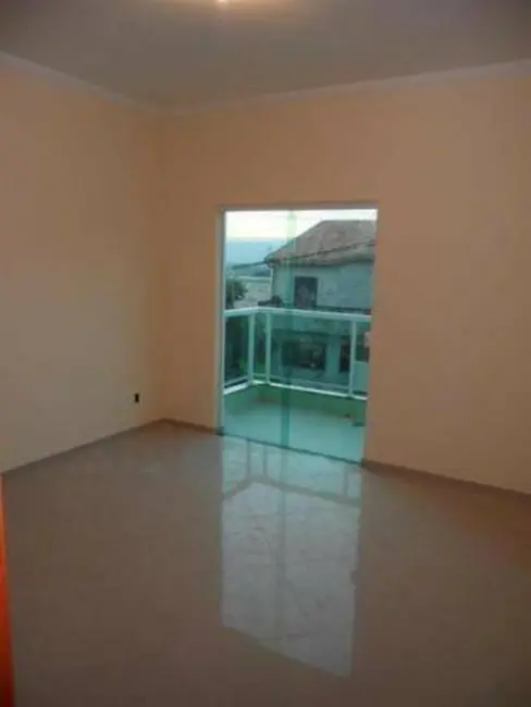 Foto 5 de Sobrado com 3 quartos à venda, 220m2 em Jardim Hípica Pinheiro, Taubate - SP