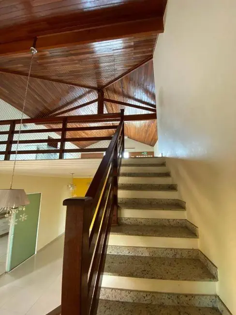 Foto 4 de Casa com 3 quartos para alugar, 300m2 em Lavadouro de Areia, Taubate - SP