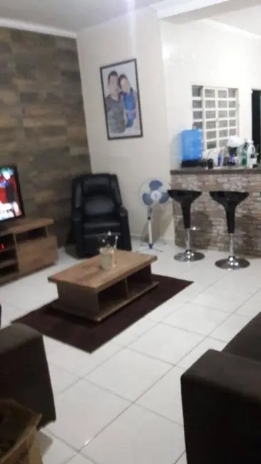 Foto 5 de Casa com 2 quartos à venda, 150m2 em Morada dos Nobres, Taubate - SP