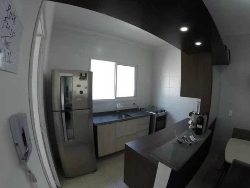 Foto 8 de Sobrado com 2 quartos à venda, 69m2 em Vila Areao, Taubate - SP