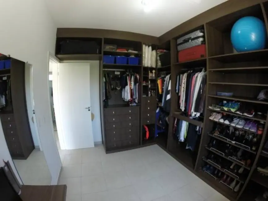 Foto 5 de Sobrado com 2 quartos à venda, 69m2 em Vila Areao, Taubate - SP