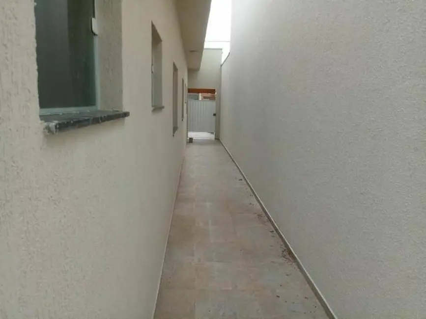 Foto 1 de Casa com 3 quartos à venda, 150m2 em Tremembe - SP