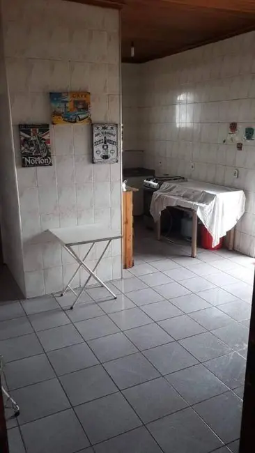 Foto 4 de Sobrado com 3 quartos à venda, 250m2 em Jardim Independência, Taubate - SP