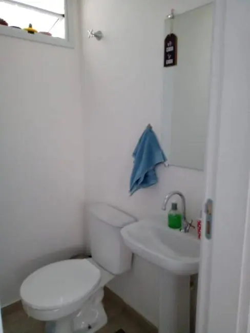 Foto 6 de Sobrado com 2 quartos à venda, 69m2 em Vila Areao, Taubate - SP