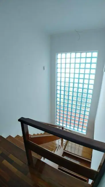 Foto 6 de Sobrado com 5 quartos à venda, 300m2 em Vila Costa, Taubate - SP