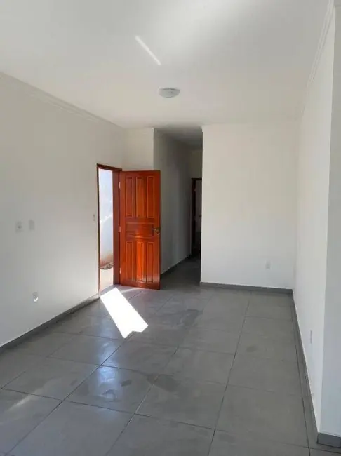 Foto 4 de Casa com 2 quartos à venda, 67m2 em Chácaras Cataguá, Taubate - SP