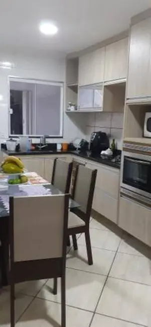 Foto 1 de Casa com 3 quartos à venda, 212m2 em  - SP