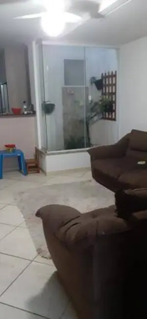 Foto 2 de Casa com 3 quartos à venda, 212m2 em  - SP