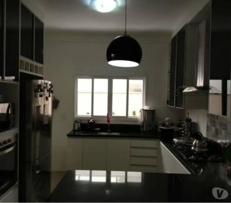 Foto 4 de Casa com 4 quartos à venda, 345m2 em Taubate - SP