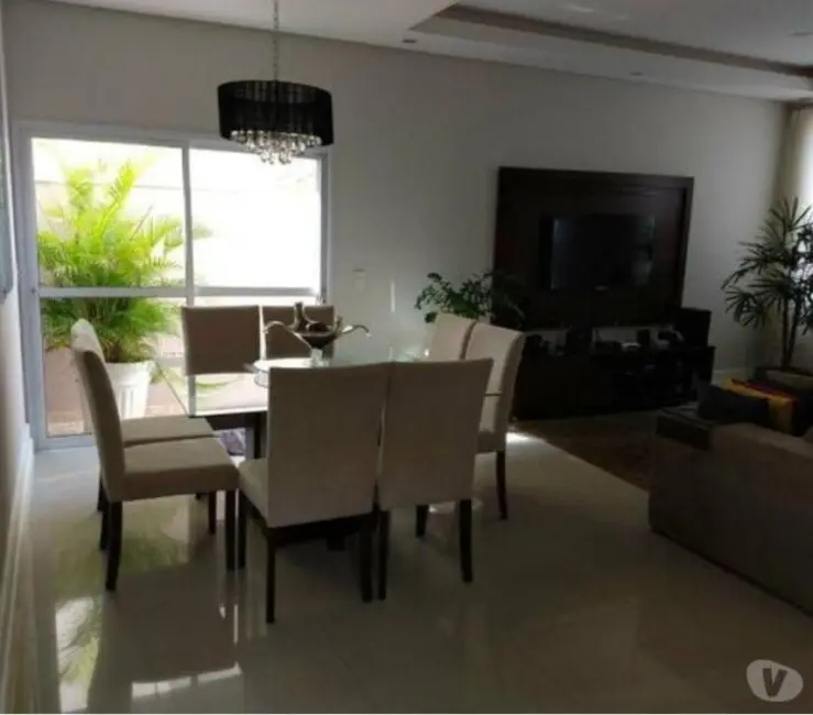 Foto 6 de Casa com 4 quartos à venda, 345m2 em Taubate - SP