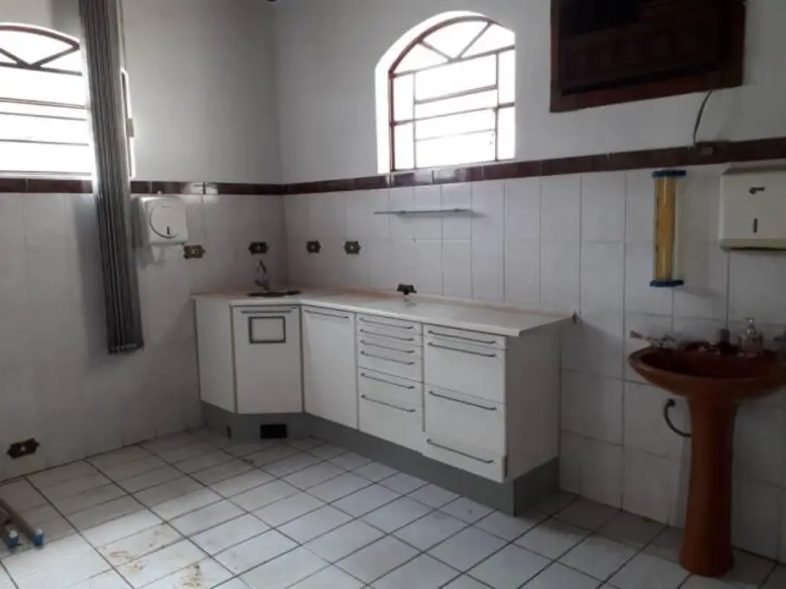 Sala Comercial para alugar, 120m2 em Centro, Taubate - SP - imagem 7 Foto 7 de Sala Comercial para alugar, 120m2 em Centro, Taubate - SP