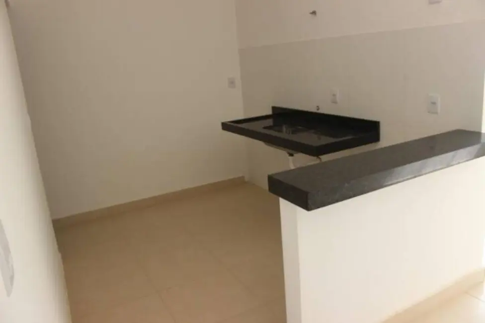 Foto 4 de Casa com 3 quartos à venda, 75m2 em Esplanada Independência, Taubate - SP