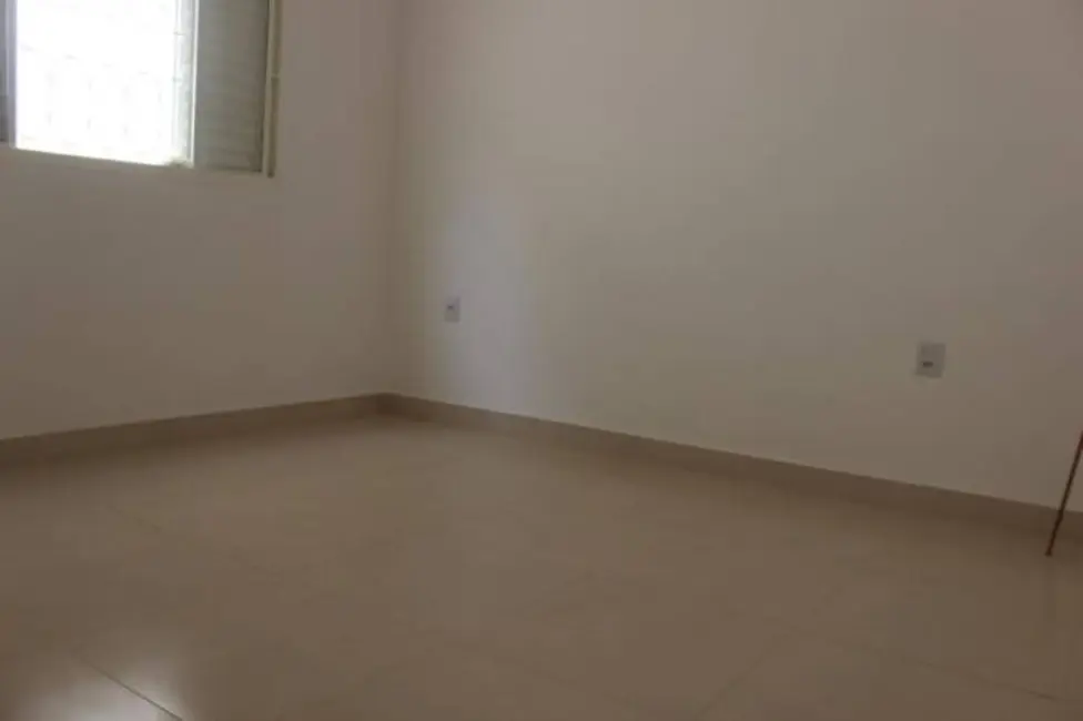 Foto 9 de Casa com 3 quartos à venda, 75m2 em Esplanada Independência, Taubate - SP