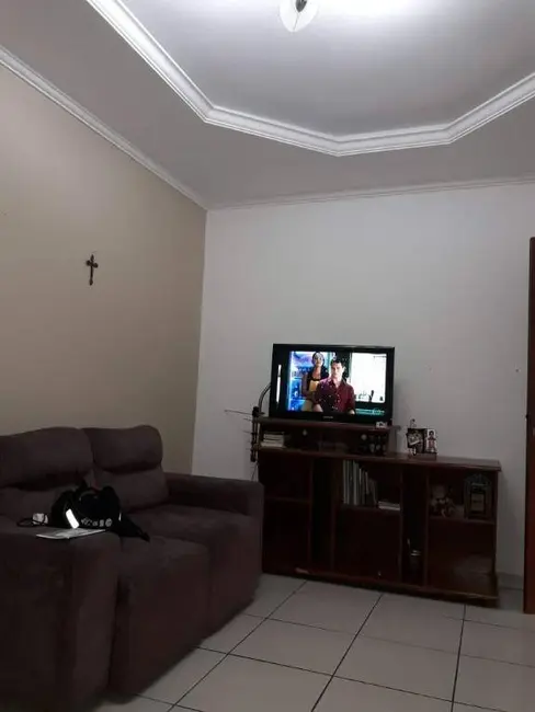 Foto 3 de Casa com 3 quartos à venda, 148m2 em Vila São José, Taubate - SP