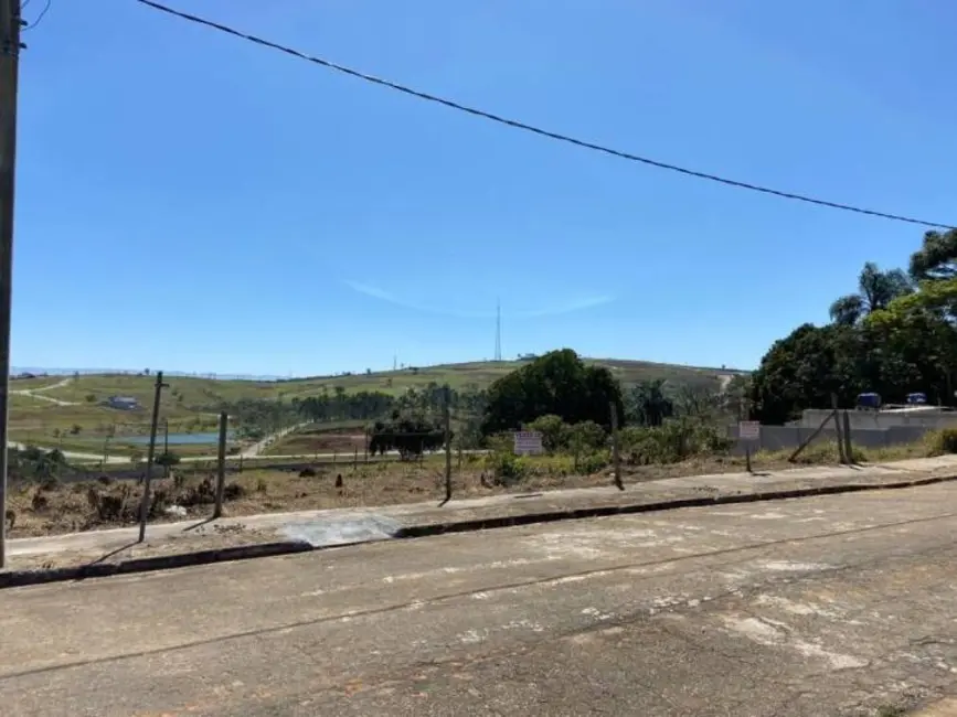 Foto 1 de Terreno / Lote à venda, 215m2 em Chácaras Cataguá, Taubate - SP