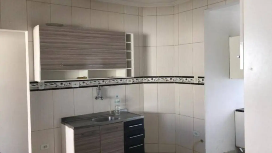 Foto 3 de Casa com 4 quartos à venda, 200m2 em Jardim Hípica Pinheiro, Taubate - SP