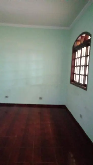 Casa com 4 quartos à venda, 150m2 em Alto São Pedro, Taubate - SP - imagem 7 Foto 7 de Casa com 4 quartos à venda, 150m2 em Alto São Pedro, Taubate - SP