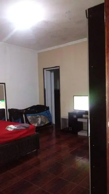 Casa com 4 quartos à venda, 150m2 em Alto São Pedro, Taubate - SP - imagem 9 Foto 9 de Casa com 4 quartos à venda, 150m2 em Alto São Pedro, Taubate - SP