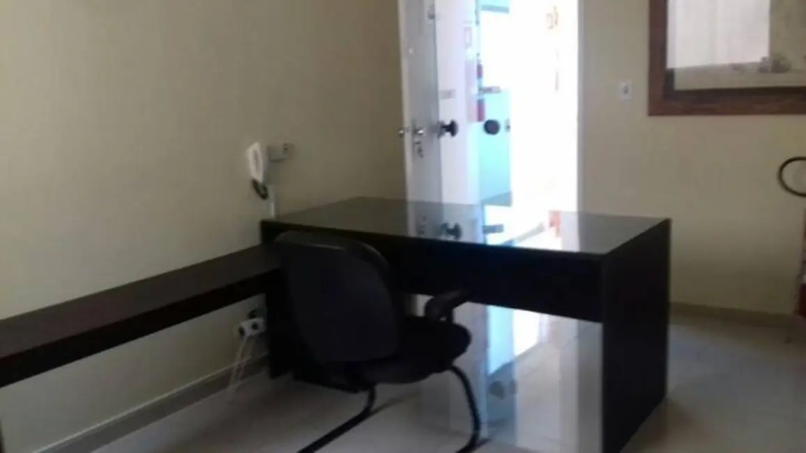 Foto 2 de Sala Comercial para alugar, 70m2 em Centro, Taubate - SP