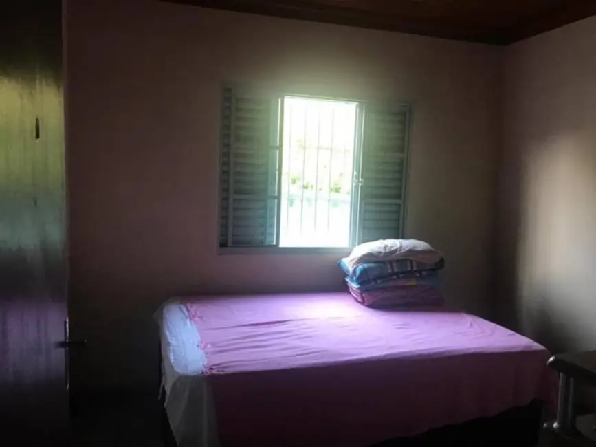 Foto 9 de Casa com 2 quartos à venda, 85m2 em Jardim Santa Luzia, Pindamonhangaba - SP