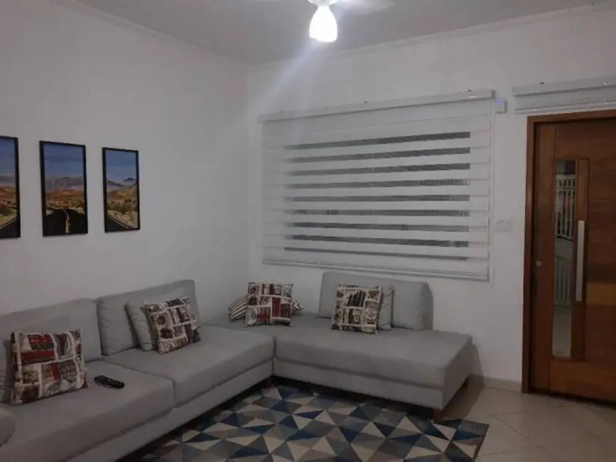 Foto 2 de Sobrado com 2 quartos à venda, 140m2 em Vila São Geraldo, Taubate - SP