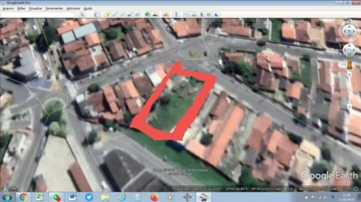 Foto 1 de Terreno / Lote à venda, 500m2 em Chácara do Visconde, Taubate - SP