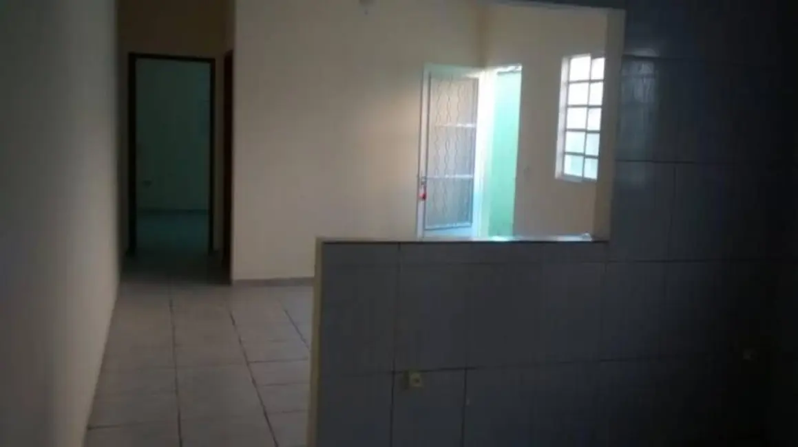 Foto 3 de Casa com 2 quartos à venda, 135m2 em Tremembe - SP