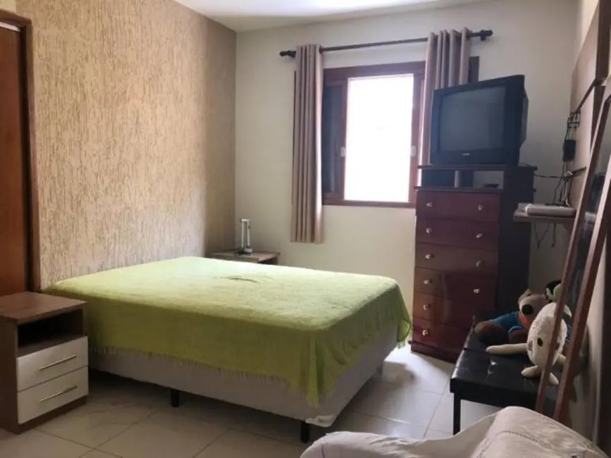 Casa com 3 quartos à venda, 420m2 em Tremembe - SP - imagem 6 Foto 6 de Casa com 3 quartos à venda, 420m2 em Tremembe - SP