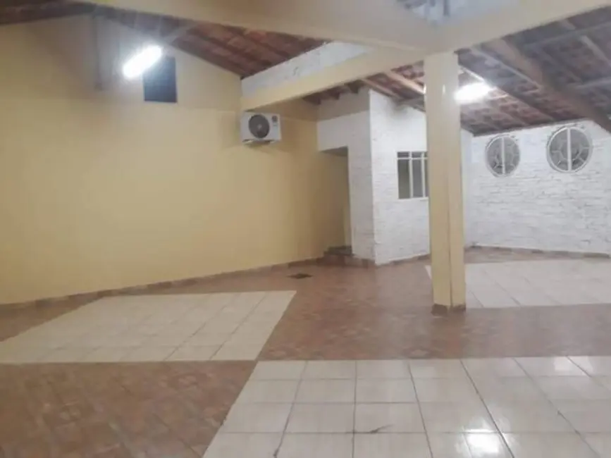 Foto 6 de Chácara com 3 quartos à venda, 250m2 em São Gonçalo, Taubate - SP