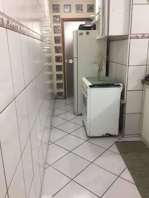 Foto 3 de Sobrado com 3 quartos à venda, 130m2 em Vila São Geraldo, Taubate - SP