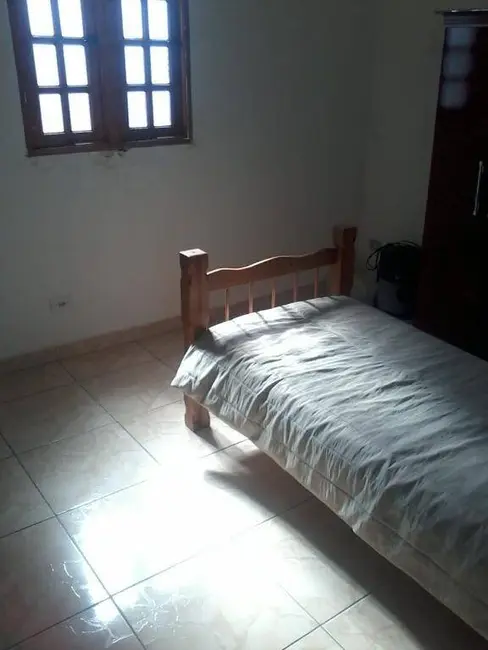 Foto 7 de Sobrado com 3 quartos à venda, 213m2 em Residencial Estoril, Taubate - SP