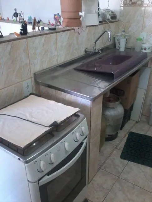 Foto 3 de Sobrado com 3 quartos à venda, 213m2 em Residencial Estoril, Taubate - SP