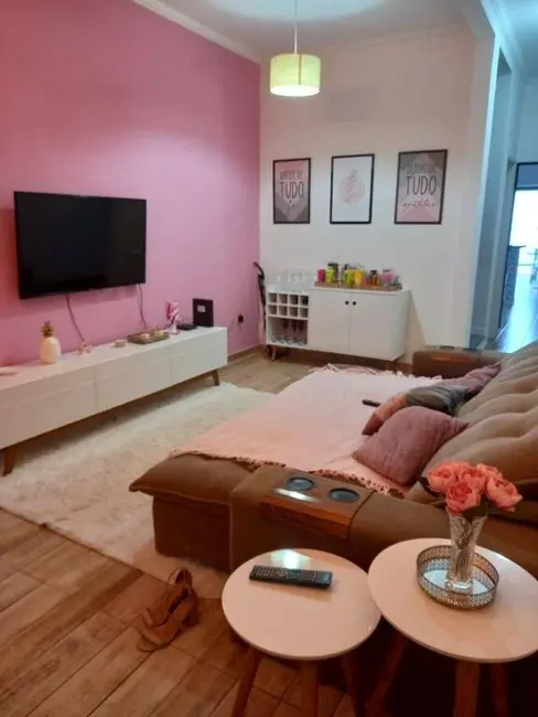 Foto 2 de Sobrado com 3 quartos à venda, 140m2 em Residencial Novo Horizonte, Taubate - SP