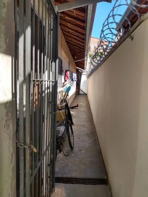 Foto 2 de Casa com 2 quartos à venda, 62m2 em São Gonçalo, Taubate - SP