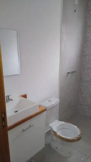 Foto 7 de Casa com 2 quartos à venda, 75m2 em Residencial Estoril, Taubate - SP