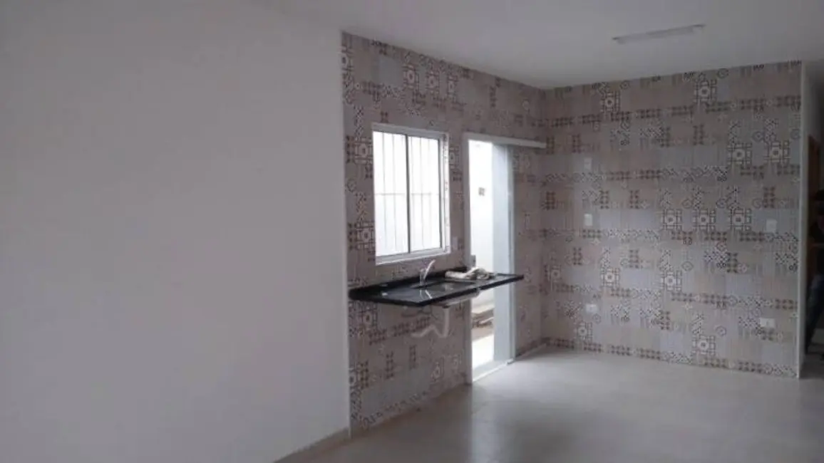 Foto 3 de Casa com 2 quartos à venda, 75m2 em Residencial Estoril, Taubate - SP