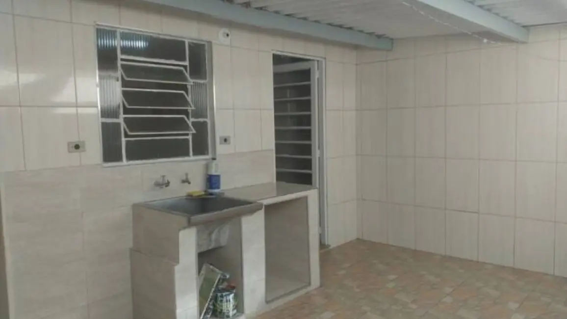 Foto 9 de Casa com 2 quartos à venda, 120m2 em Tremembe - SP